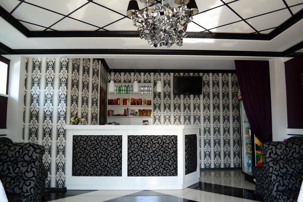 Everest Ivano-Frankivsk Exterior foto